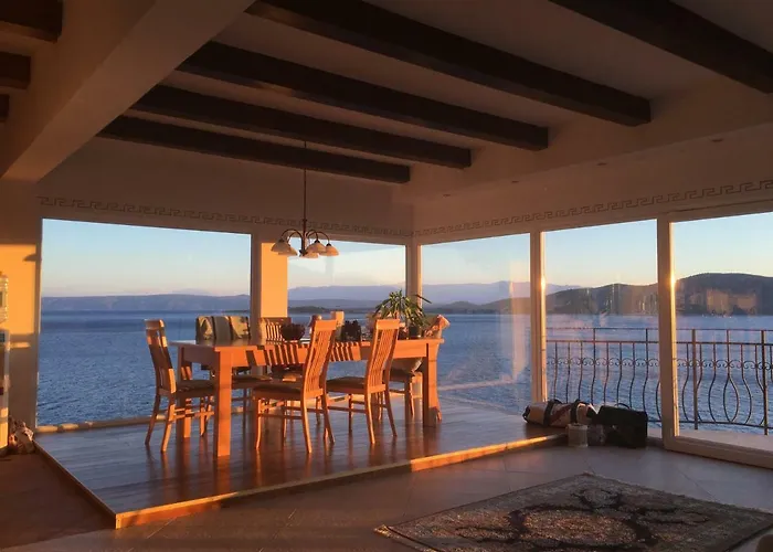 Apartman The View **** Račišće