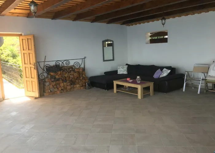 The View **** Apartman