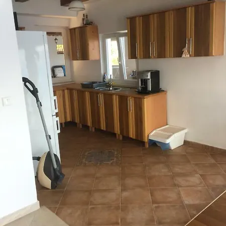 The View **** アパート *